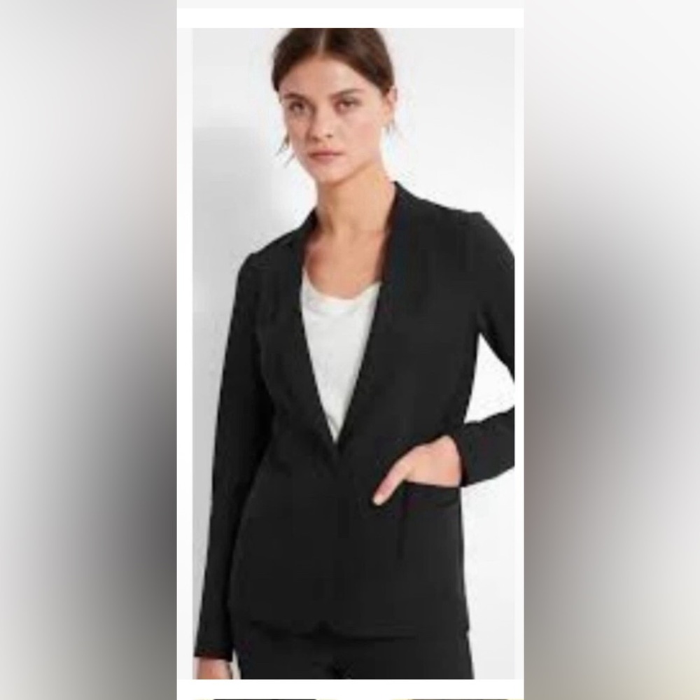 Tahari Black Women's Knit Blazer NWT